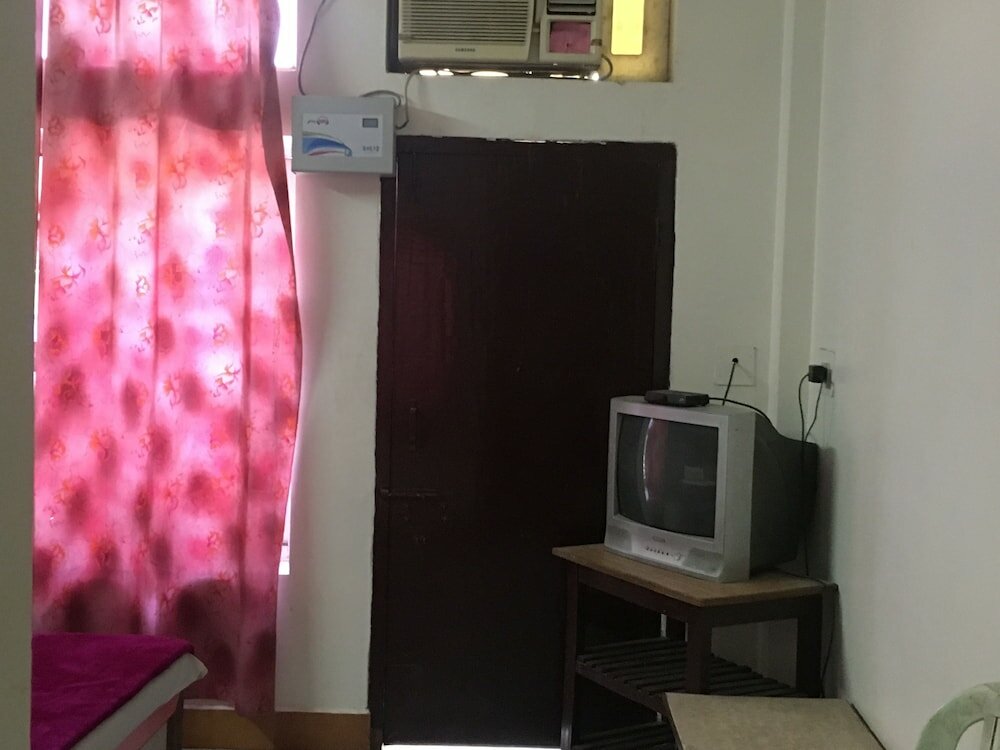 Фото Hotel White House