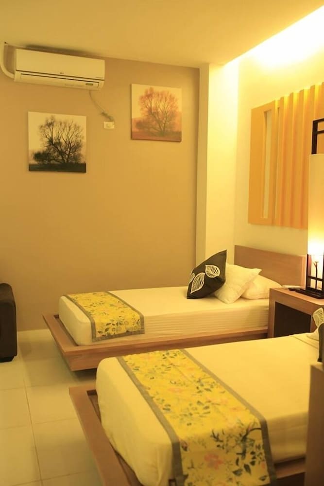 Фото Hotel Monde