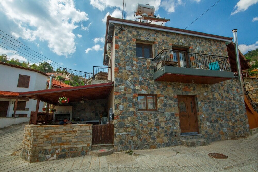 Фото Aethra Cottage