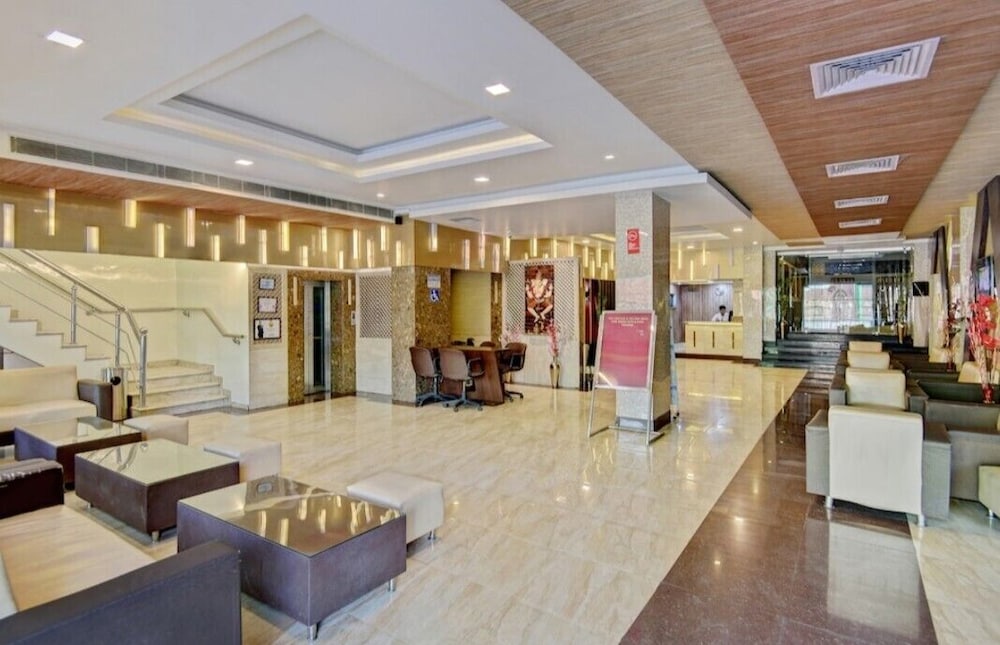 Фото отеля 2