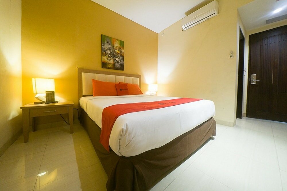 Фото RedDoorz Plus near Universitas Negeri Makassar 2