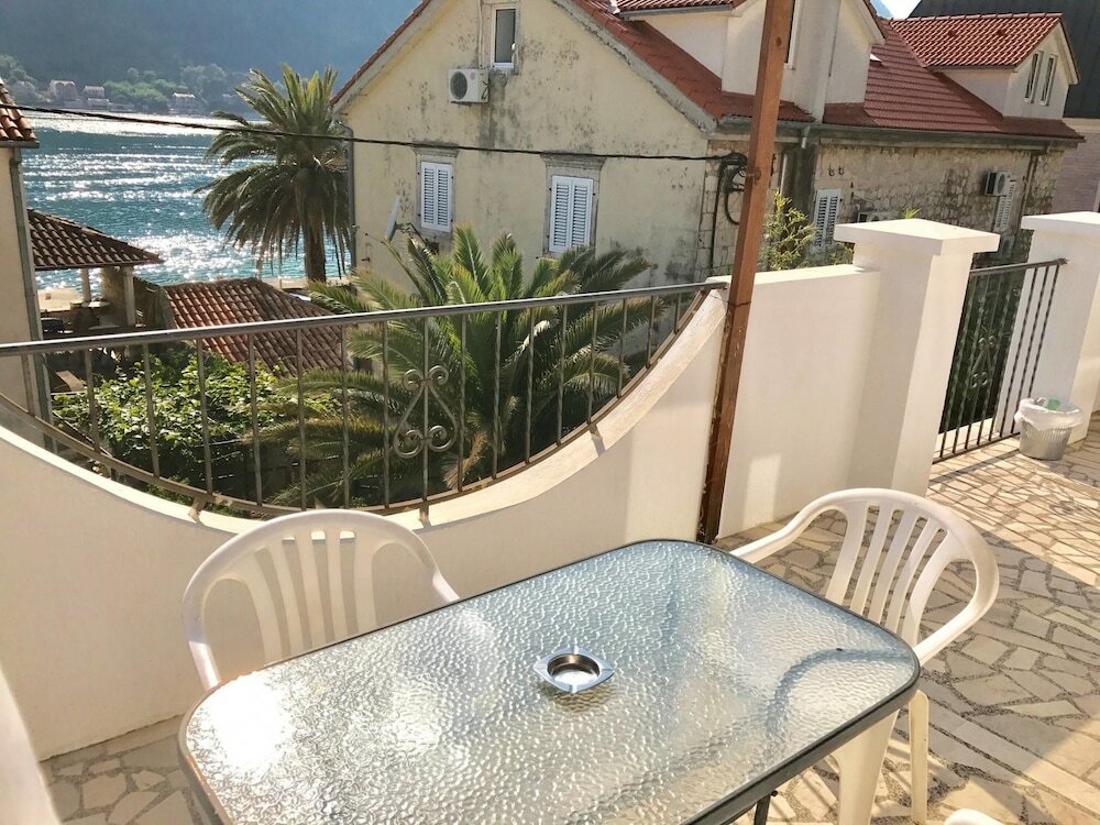 Фото Apartments Ivanišević