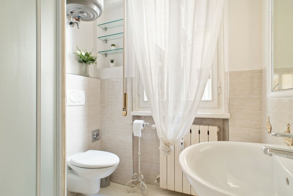 Фото San Giovanni in Monte Apartment