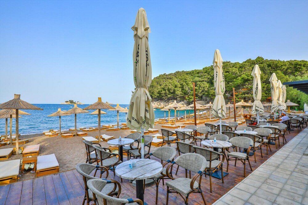 Фото Hotel Plaza Lucice