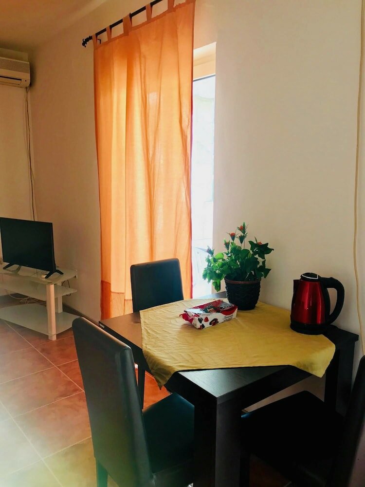 Фото Apartments Ivanišević