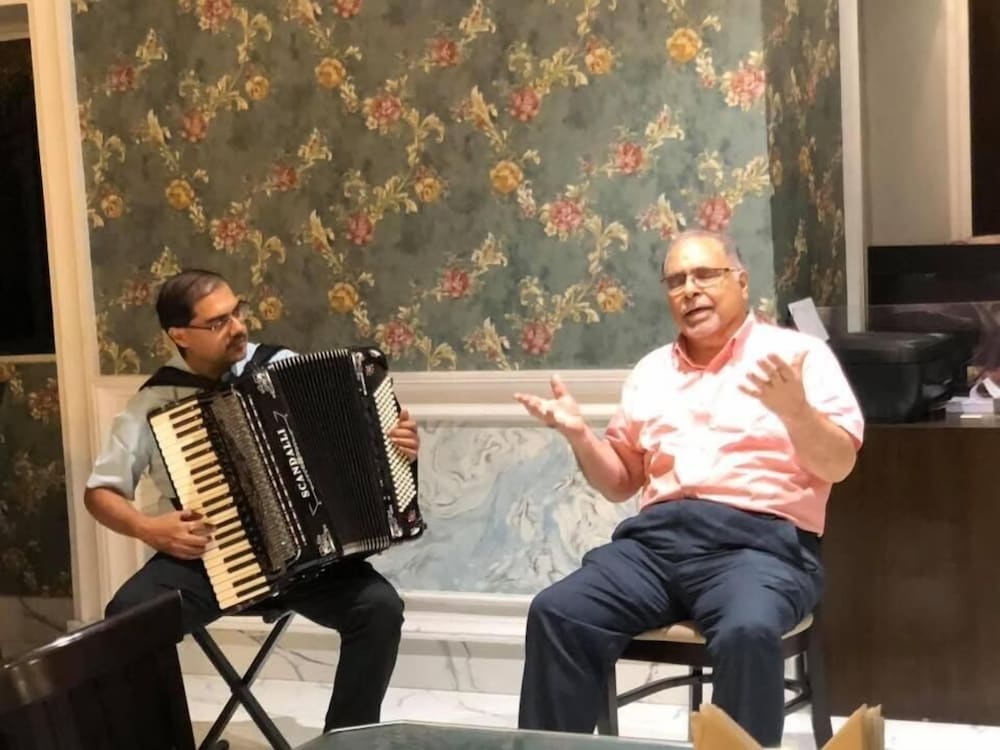 Фото Cossimbazar Palace of the Roys Rajbari