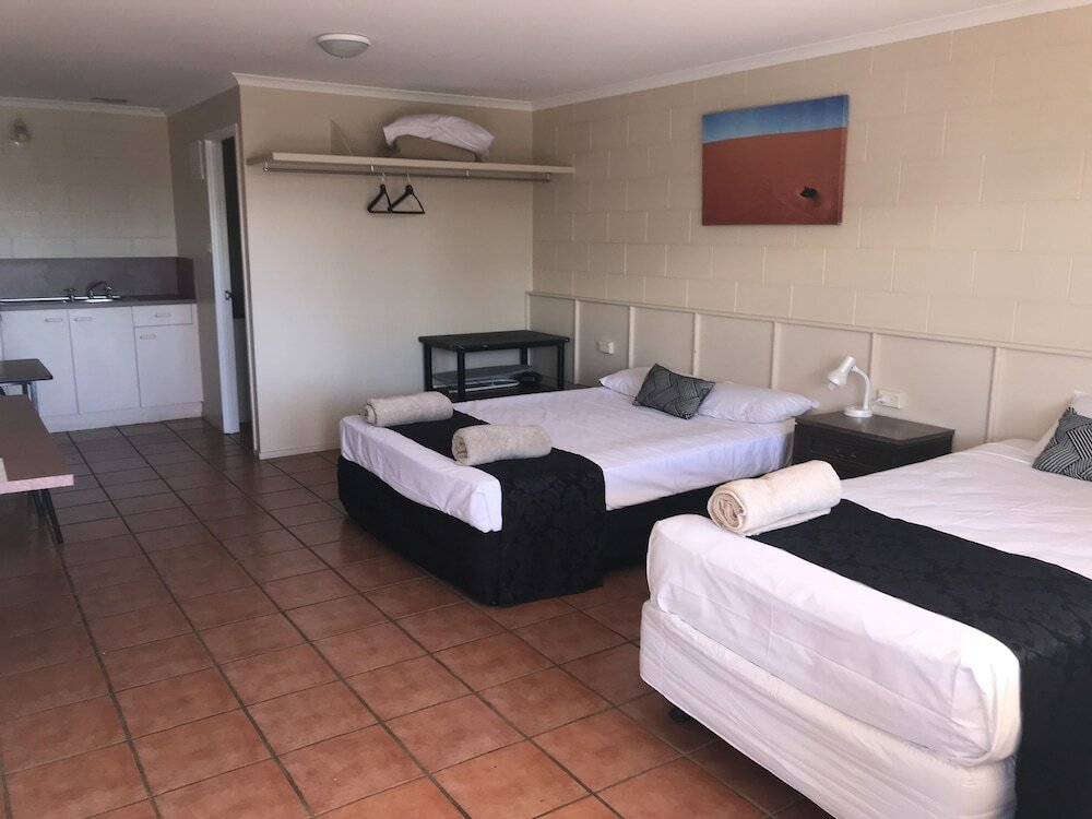 Фото Central Motel