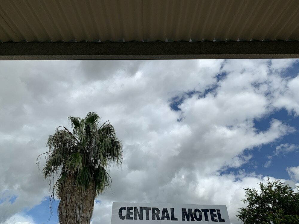 Hotel Central Motel, Longreach, photo