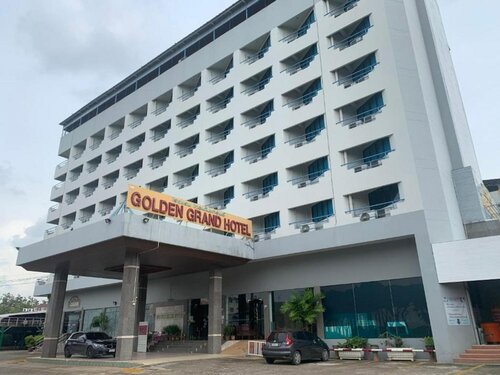 Гостиница Golden Grand Hotel в Пхитсанулоке