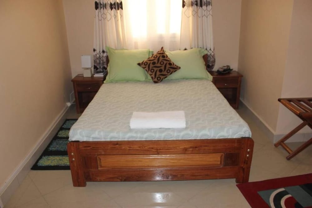 Фото Vannie Hotel