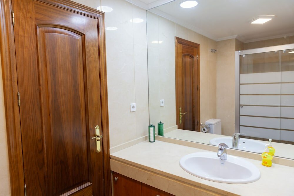 Фото Piso Exclusivo EN Zona Residencial. Manolete