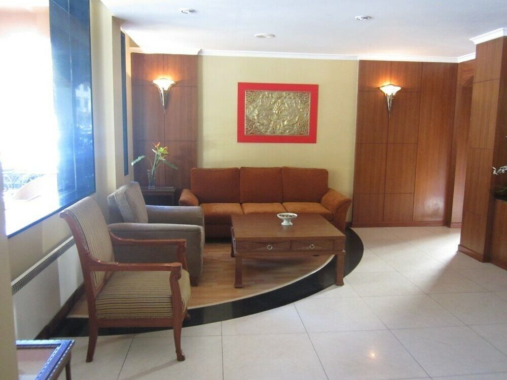 Фото Hotel Jumolhari