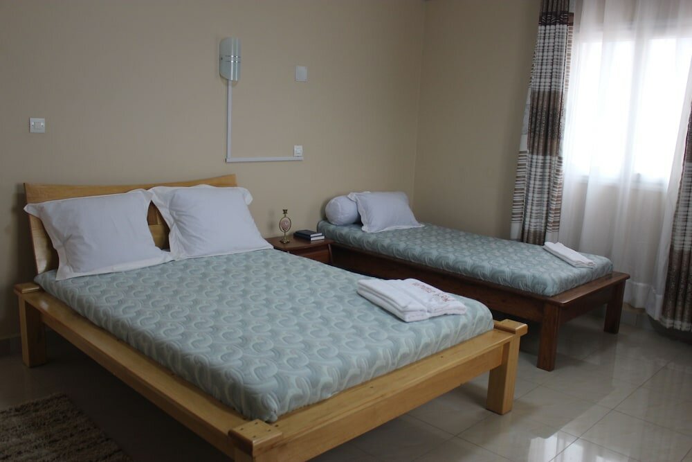 Фото Vannie Hotel