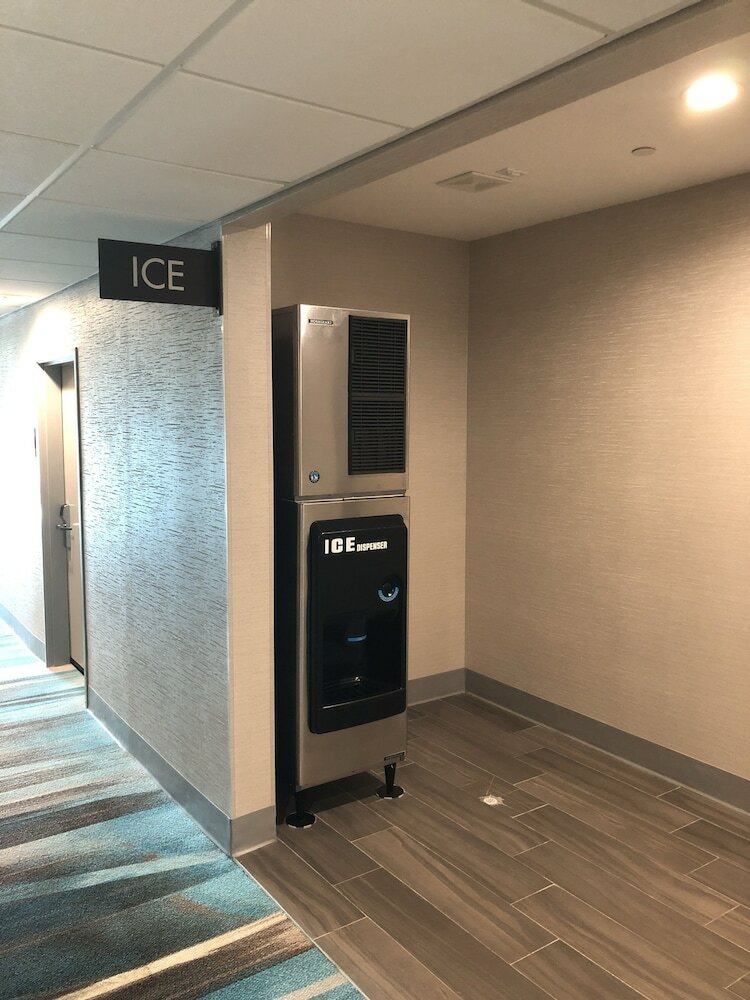 Фото Home2 Suites by Hilton La Porte