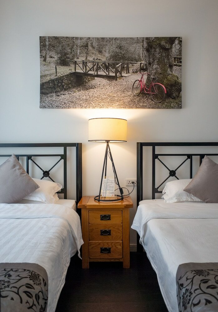 Фото Humble Inn Boutique Residence