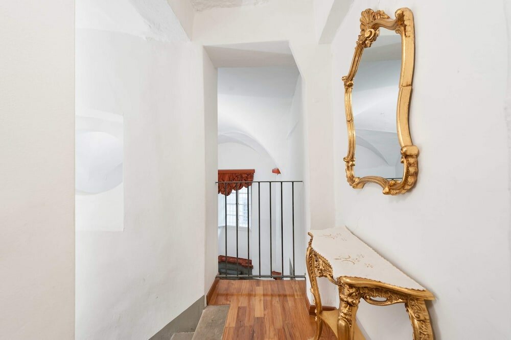 Фото Short-let Florence Pontevecchio Suite