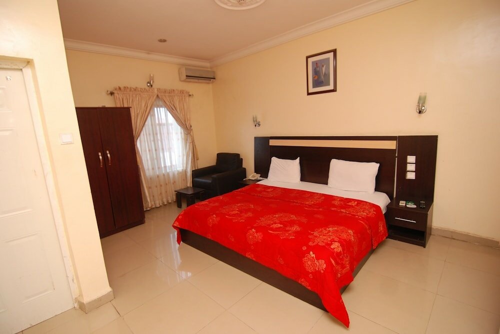 Фото Sumed Suites