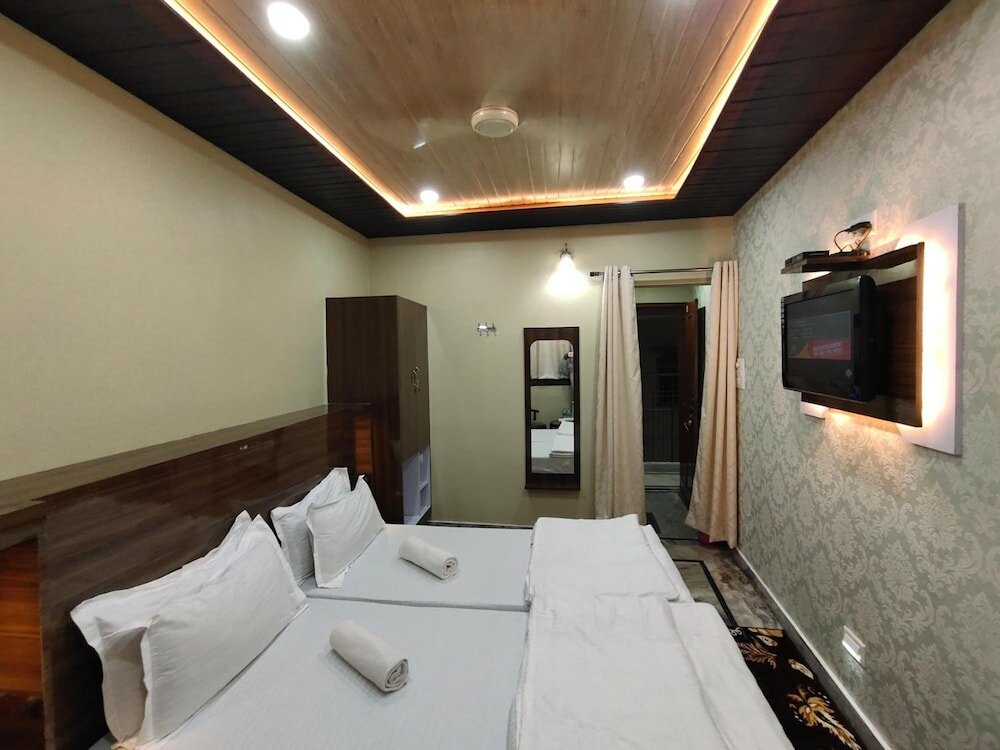 Фото Hotel Shivratri Guest House