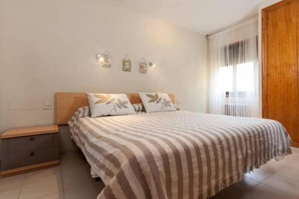 Фото Roquetas Beach Apartment