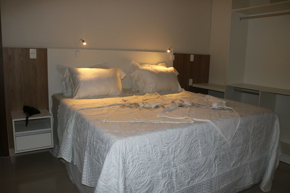 Фото Bristol Aline