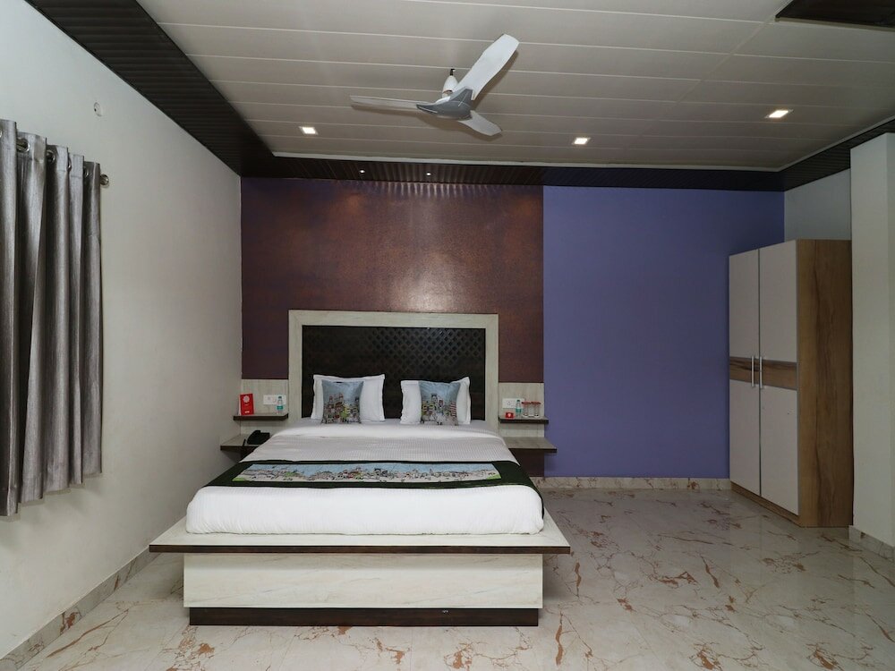 Фото Oyo 10290 Hotel Yashogopal Resortico