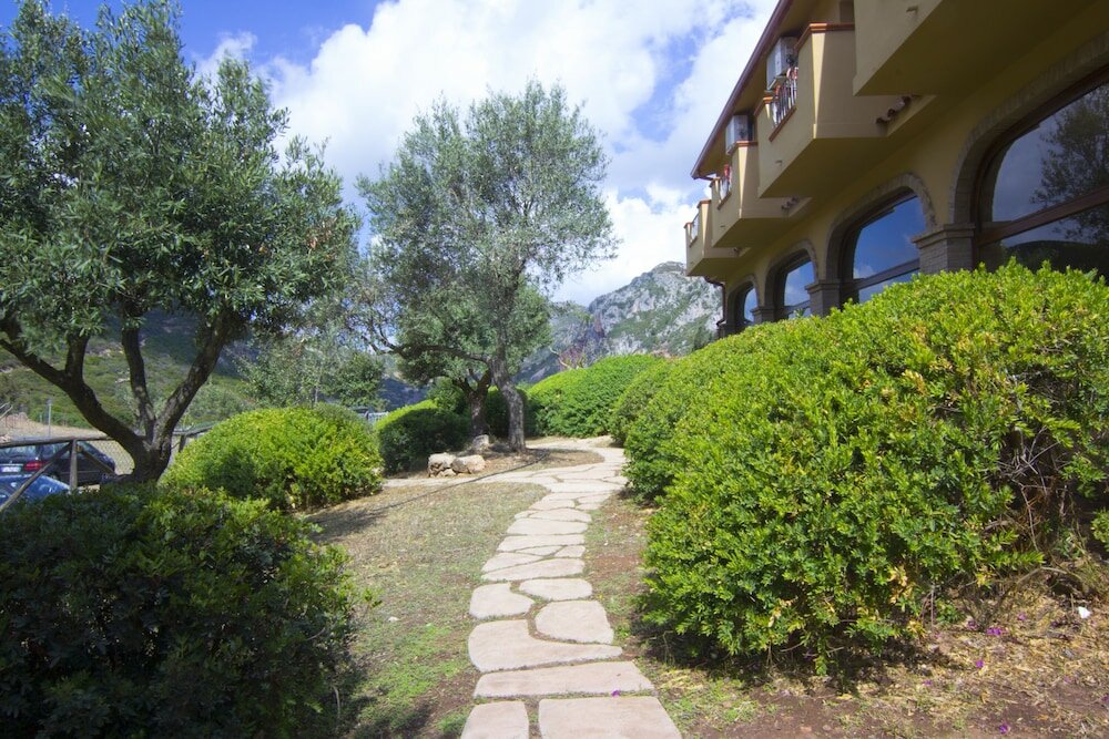 Фото Agriturismo Sa Rocca