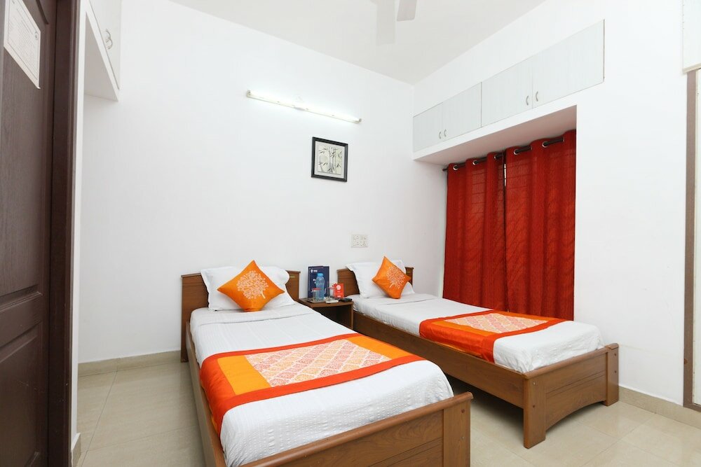 Фото Oyo 20004 SilverKey Kodambakkam