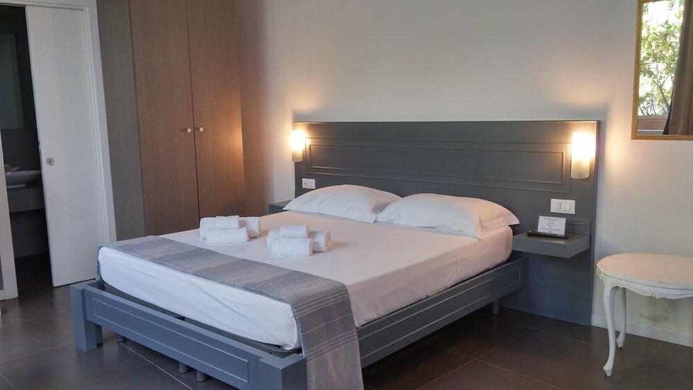 Фото Up Room & Suite