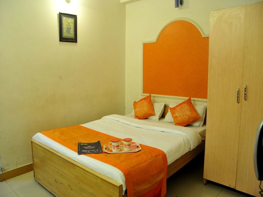 Фото Oyo 3061 Hotel De Pintu