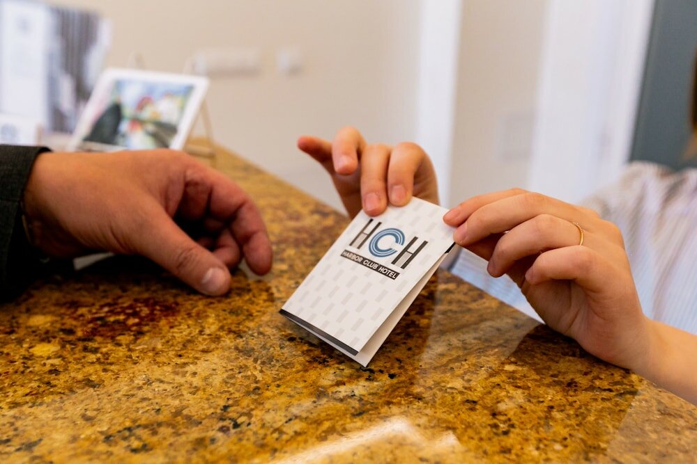 Фото Harbor Club  Hotel