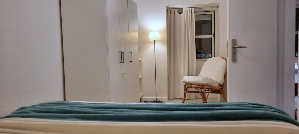 Фото Downtown Porto Spot