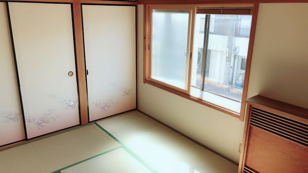 Фото Jade Rabbit Hostel Osaka