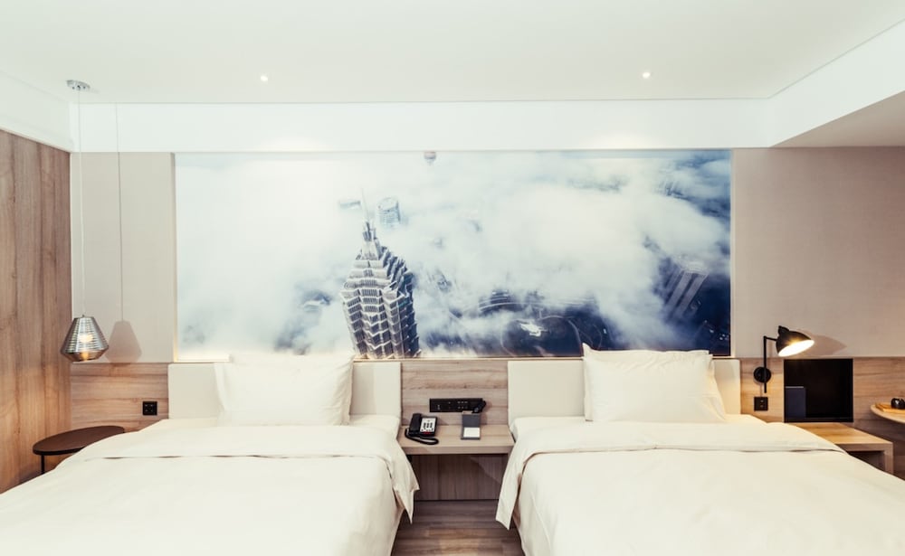 Фото Atour Hotel Pudong Airport
