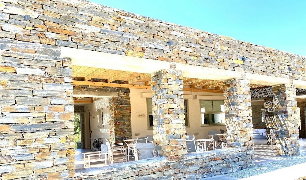 Фото Vourkari Village