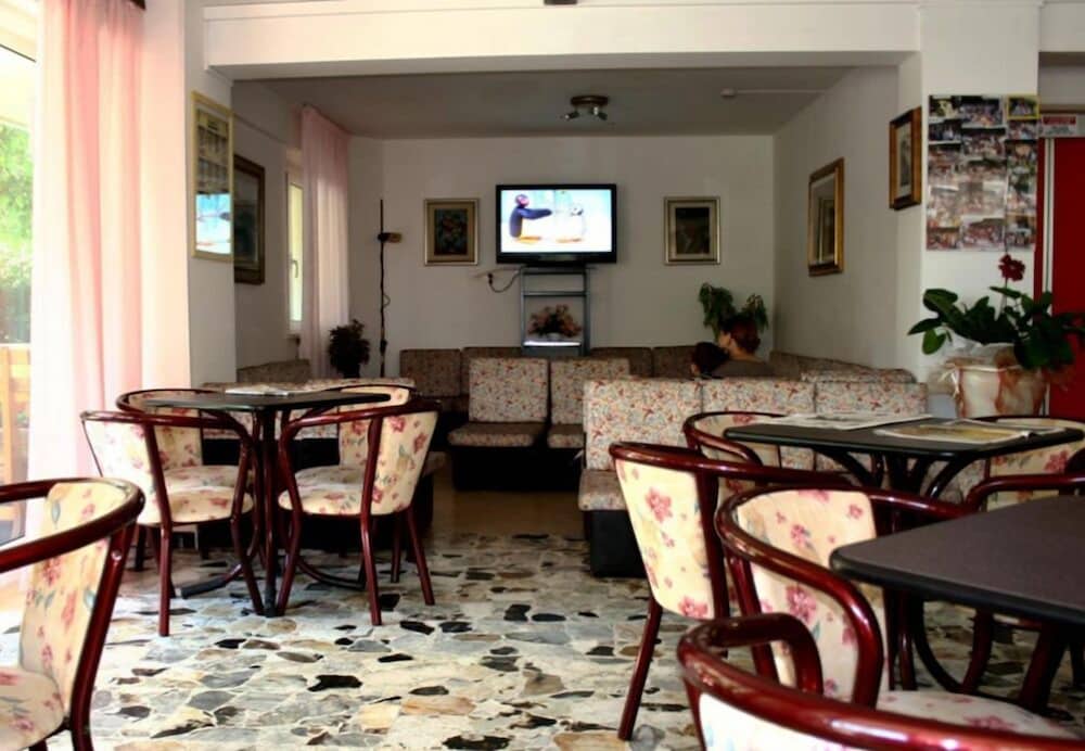 Фото Hotel Urania