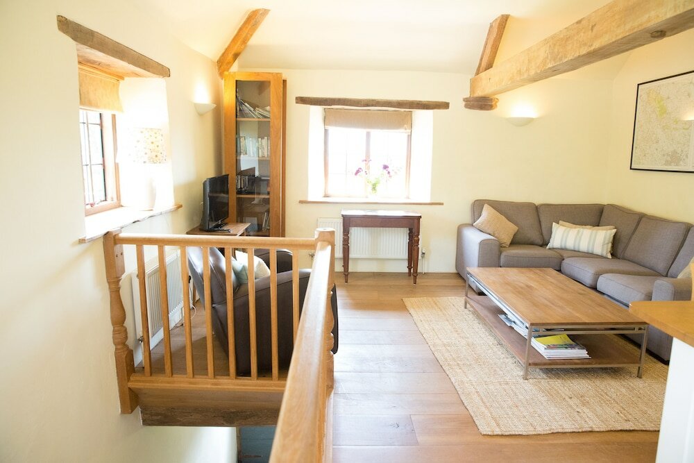 Фото Tilbury Cottage