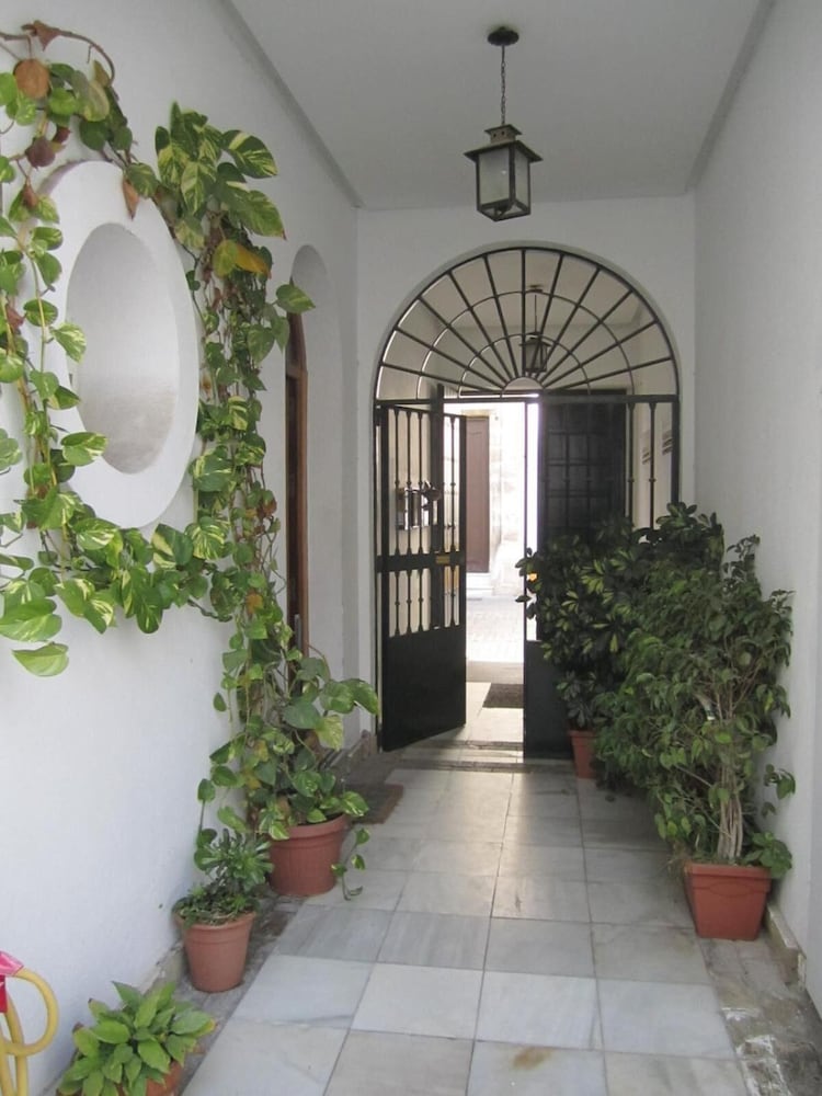 Фото Baobab Hostel