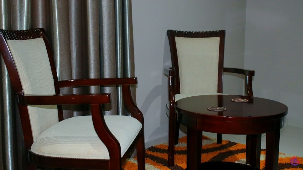 Фото Voyager Inn Hotel