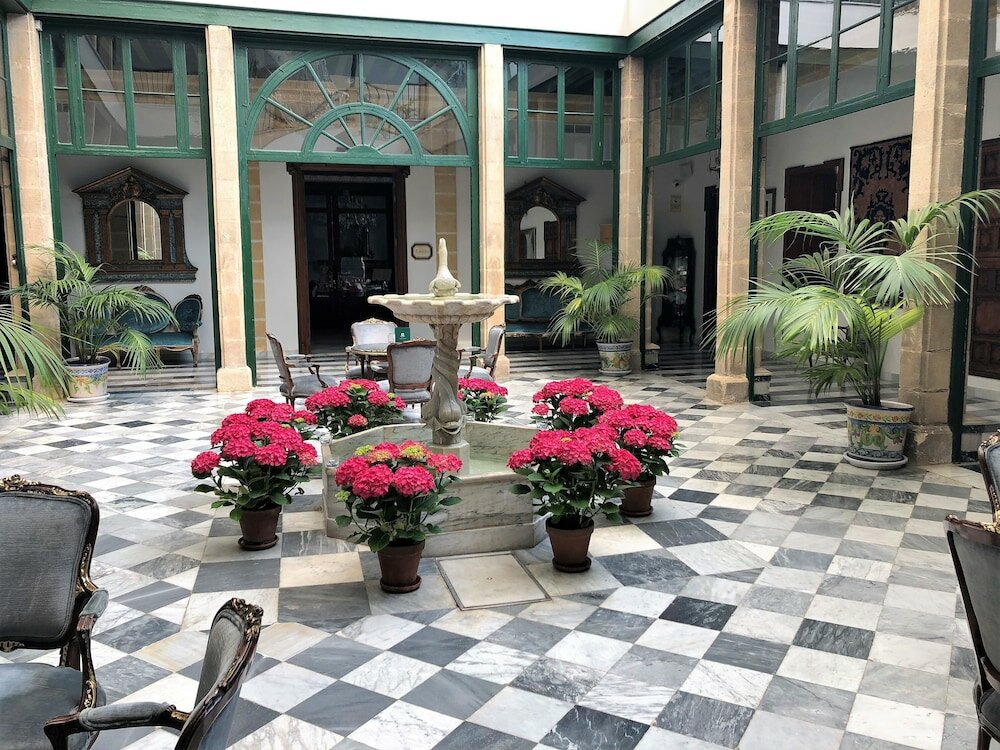 Фото Hotel Duques de Medinaceli