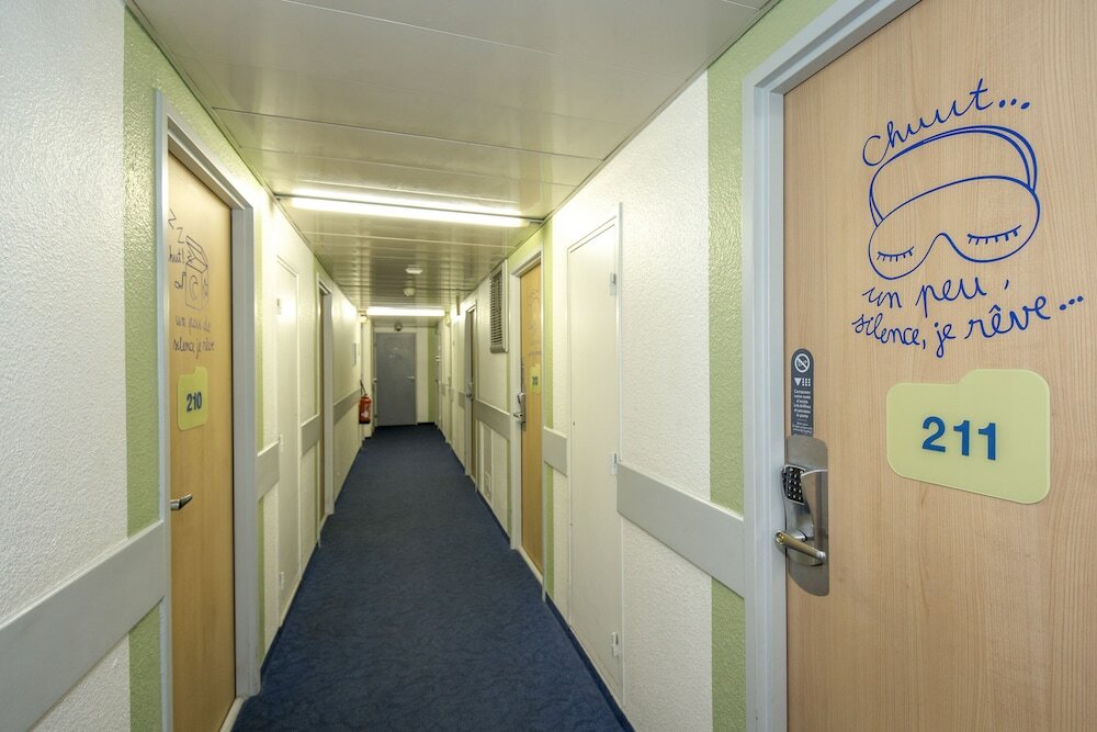 Фото Ibis Budget Marseille Timone