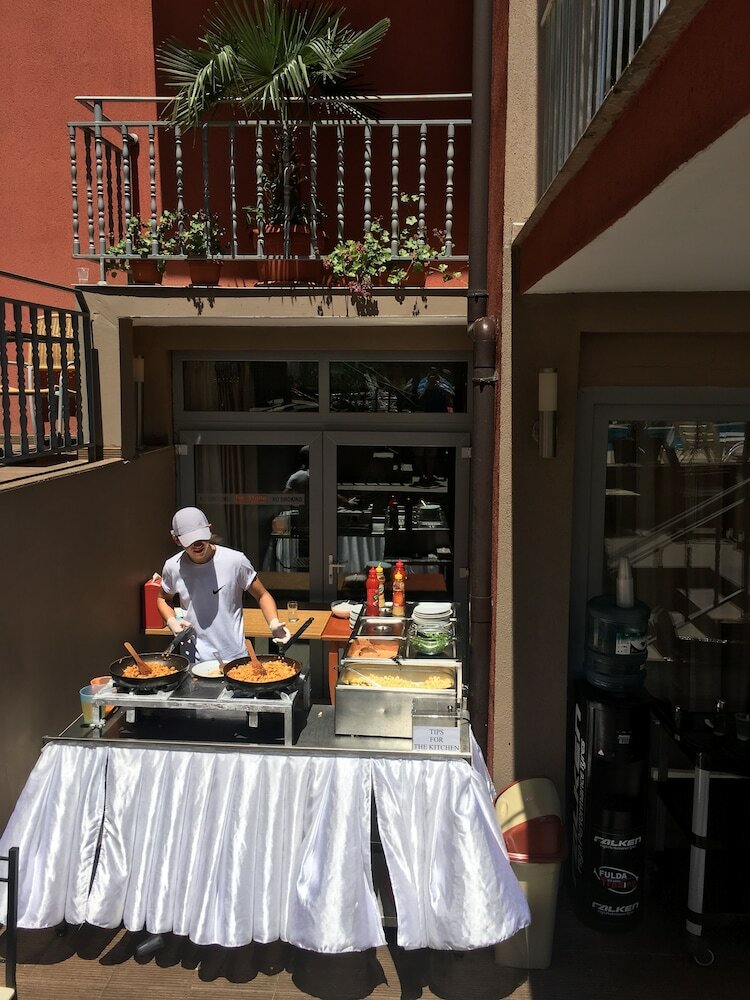 Фото TM Deluxe Hotel