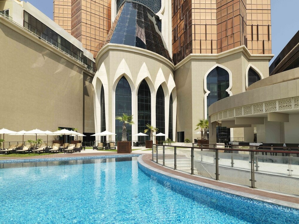Фото Bab Al Qasr Hotel