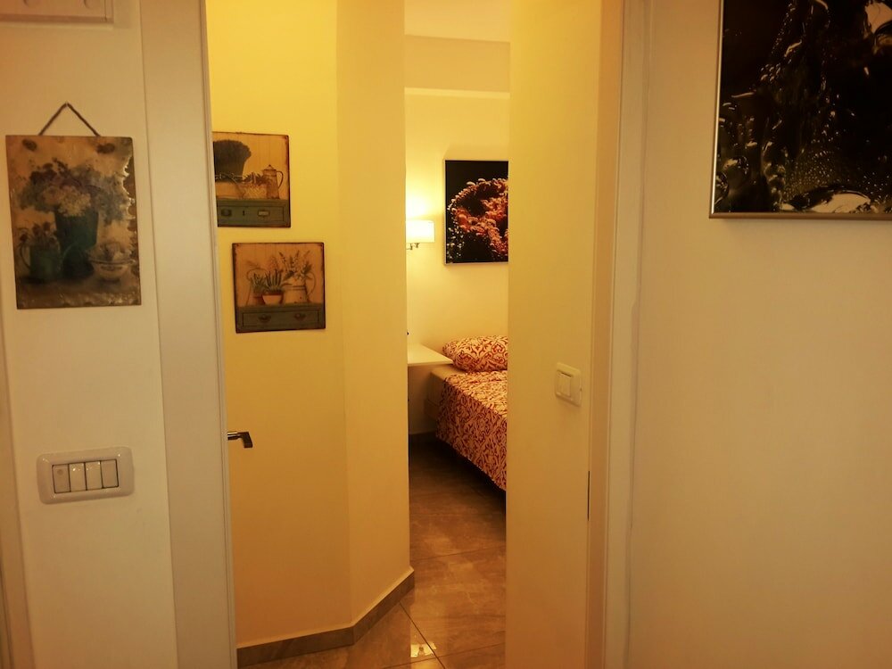 Фото Tel Aviv Apartment by the Sea