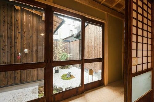 Гостиница Traditional Kyoto Home Bifuku Roujiya в Киото