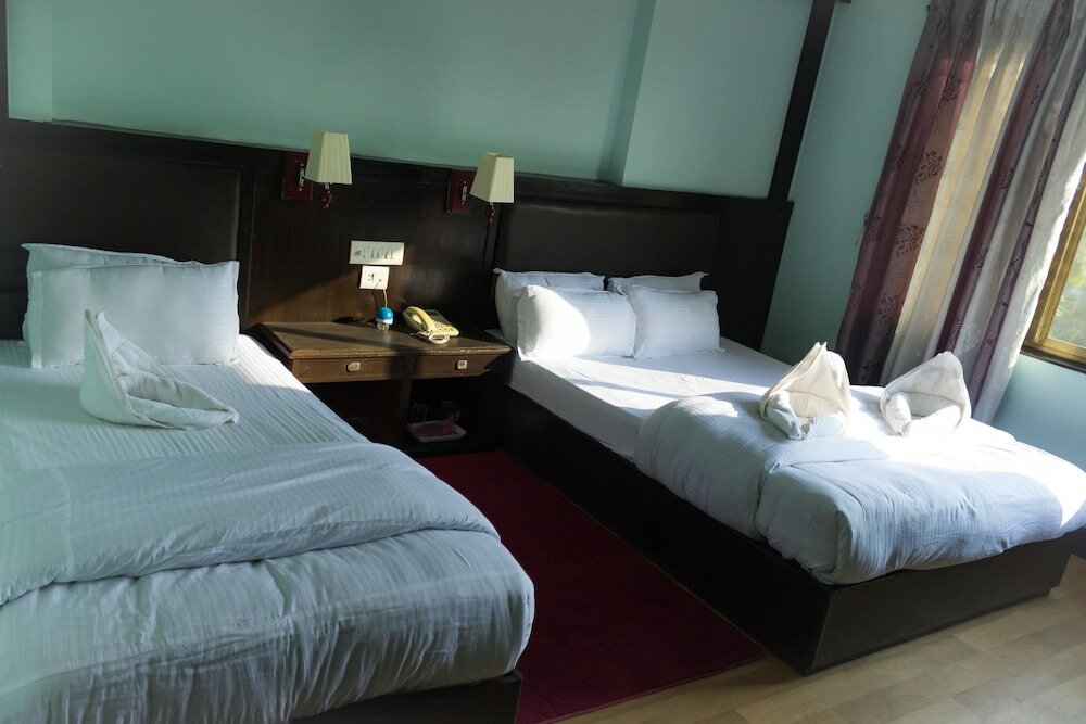 Фото Hotel Ananda Inn