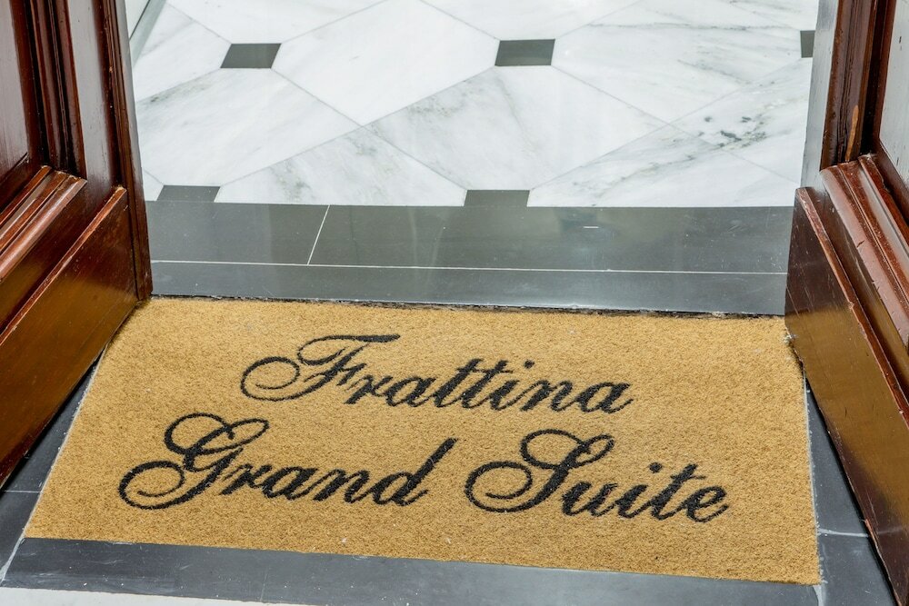 Фото Frattina Apartments