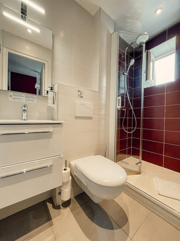 Фото Garden Hotel