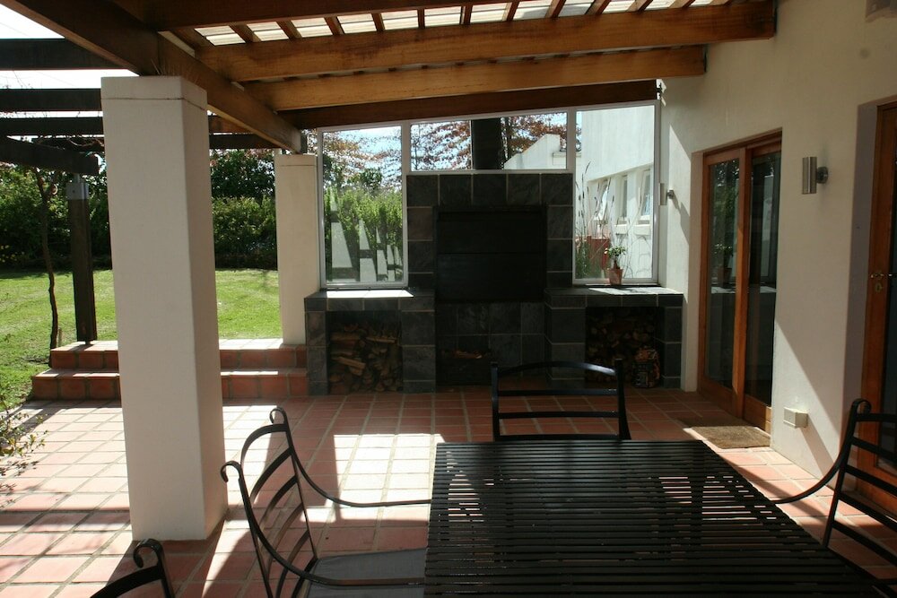 Фото Klein Welmoed Luxury Guest House