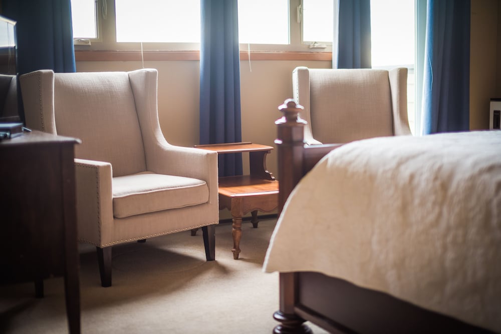 Фото Dashwood Manor Seaside Bed & Breakfast