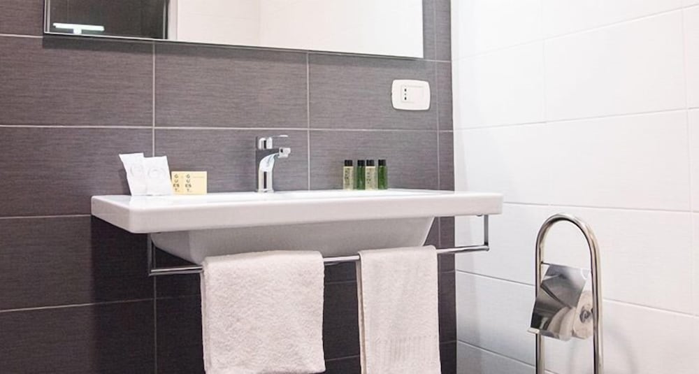 Фото Hotel Leopardi